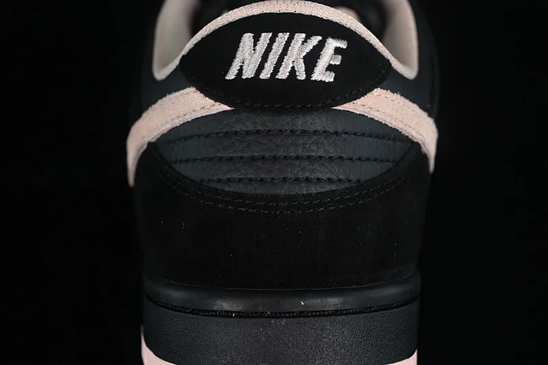 All categories Nk SB Dunk series Nk SB Dunk Low low-top sneakers K version Nk SB Dunk Low black and pink color SB dunk series low-top casual sports skateboard shoes BQ6817-003